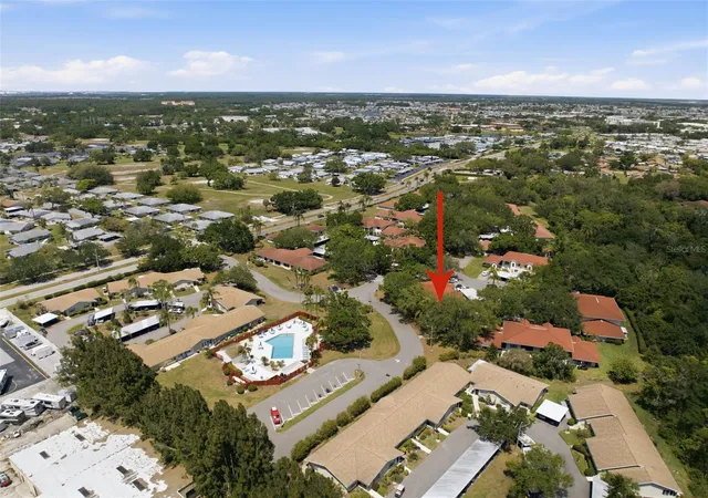 5th image of 309 Knottwood Ct, SUN CITY CENTER, FL 33573