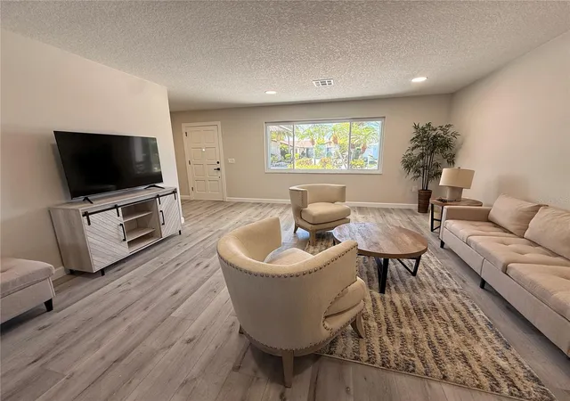 Homes for sale in New Port Richey, FL | 4980 Galleon Ct, New Port Richey, FL 34652 | MLS# W7884687