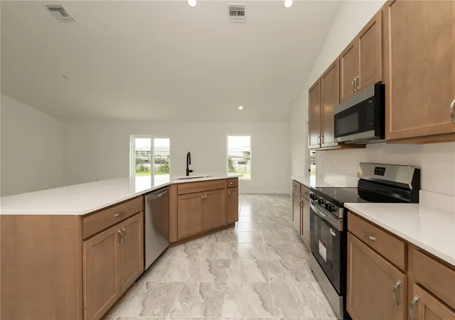 Photo 3 of Single family home for sale at 4423 Cremona Dr, Sebring, FL 33872 | MLS# R4911027 | Listing updated on 2026-09-24