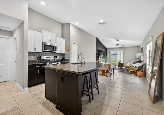 4th image of 9324 Lemon Drop Loop, Sun City Center, FL 33573 | MLS# TB8495811