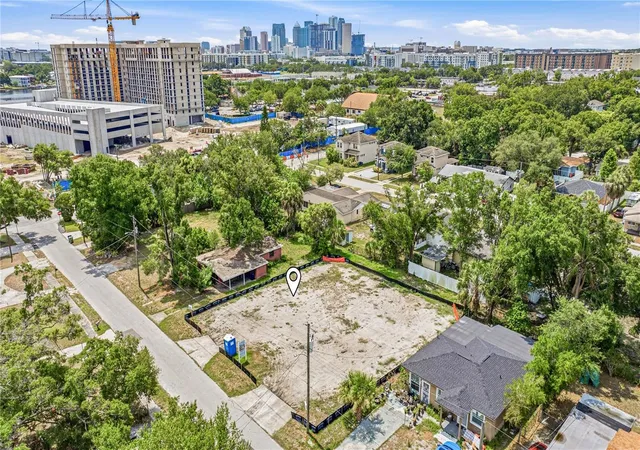 3rd image of 1710 W Saint Conrad St, Tampa, FL 33607 | MLS# TB8495819