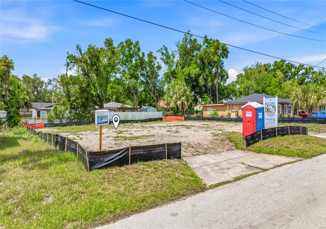 5th image of 1710 W Saint Conrad St, Tampa, FL 33607 | MLS# TB8495819