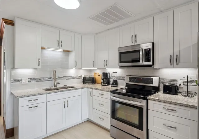 Photo 3 of Condo for sale at 10301 Us Hwy 27 #58 Hilltop, Clermont, FL 34711 | MLS# G5110804 | Listing updated on 2026-09-15