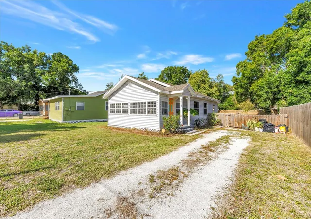 4th image of 3012 17Th St E, Bradenton, FL 34208 | MLS# A4689447