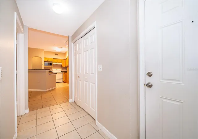 image of 6663 Queens Borough Ave #208, Orlando, FL 32835 | MLS# O6397717