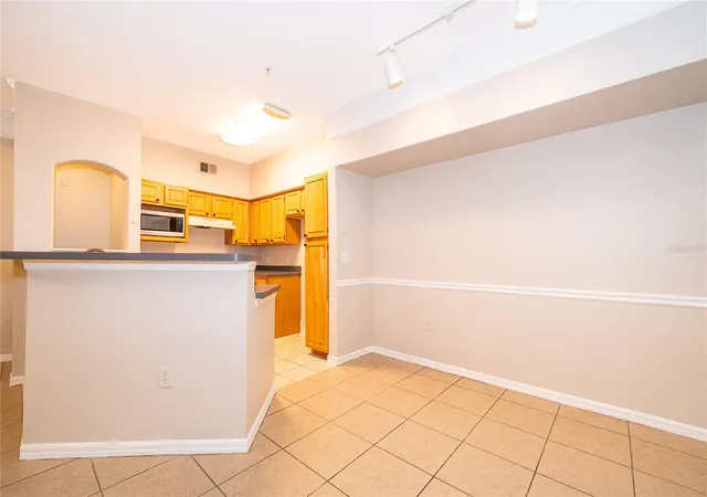 image of 6663 Queens Borough Ave #208, Orlando, FL 32835 | MLS# O6397717