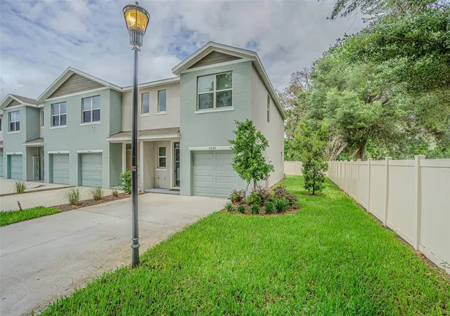 Photo 2 of Townhouse for sale at 6358 Sophie Oaks Ct, Tampa, FL 33610 | MLS# TB8495850 | Listing updated on 2026-08-11