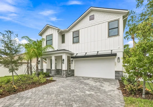 Photo 1 of Single family home for sale at 5407 S Elkins Ave, Tampa, FL 33611 | MLS# TB8495868 | Listing updated on 2026-09-30