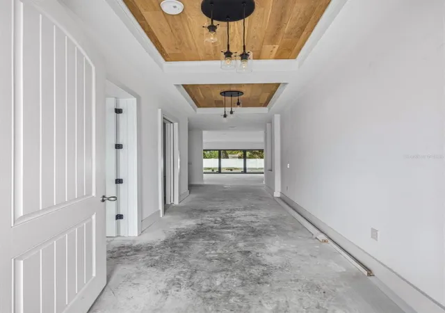 2nd image of 5407 S Elkins Ave, Tampa, FL 33611 | MLS# TB8495868