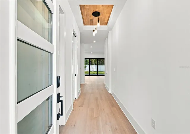 Photo 3 of Single family home for sale at 5407 S Elkins Ave, Tampa, FL 33611 | MLS# TB8495868 | Listing updated on 2026-09-30