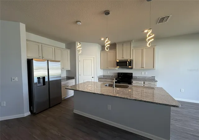 Photo 3 of Single family home for sale at 6205 114th Avenue E, Parrish, FL 34219 | MLS# O6397740 | Listing updated on 2026-10-19