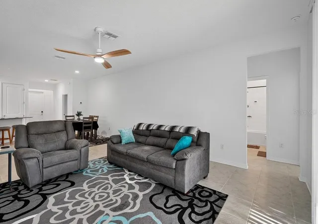 Photo 3 of Single family home for sale at 2607 Hoptree Ln, Edgewater, FL 32141 | MLS# NS1087904 | Listing updated on 2026-04-10