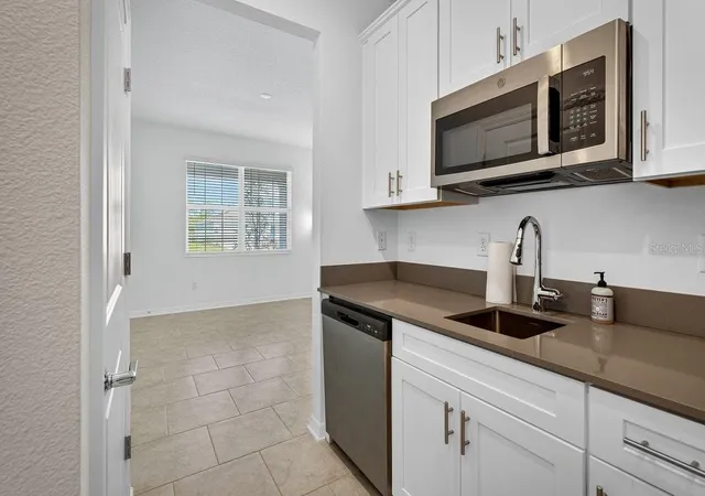 Photo 5 of Single family home for sale at 2607 Hoptree Ln, Edgewater, FL 32141 | MLS# NS1087904 | Listing updated on 2026-04-10