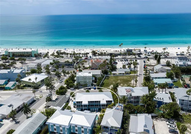 2nd image of 205 Highland Ave #2, Bradenton Beach, FL 34217 | MLS# A4689457