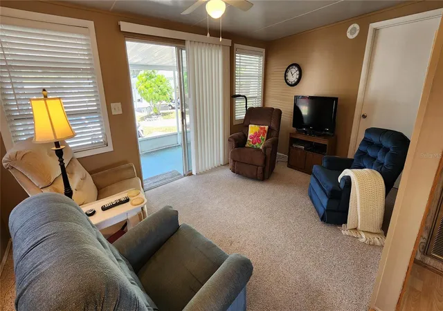 3rd image of 3333 26Th Ave E #5, Bradenton, FL 34208 | MLS# A4689460