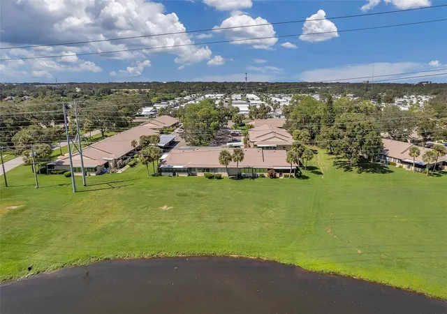 2nd image of 1308 13Th Cir Se, LARGO, FL 33771