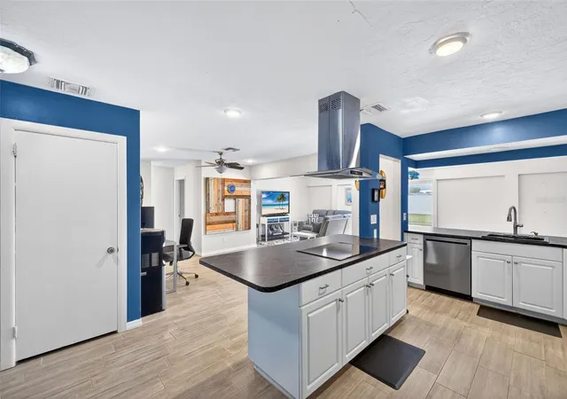 Photo 3 of Single family home for sale at 4547 Se 11th Avenue, Cape Coral, FL 33904 | MLS# C7524599 | Listing updated on 2026-10-15