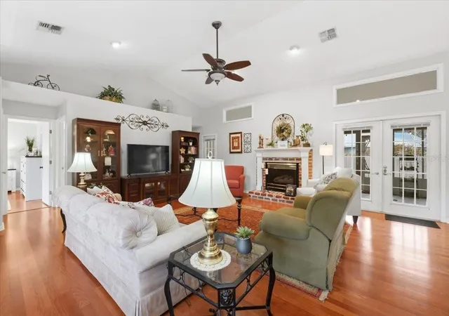 Photo 4 of Single family home for sale at 1620 Yeomans Path, Lakeland, FL 33809 | MLS# L4960987 | Listing updated on 2026-09-01