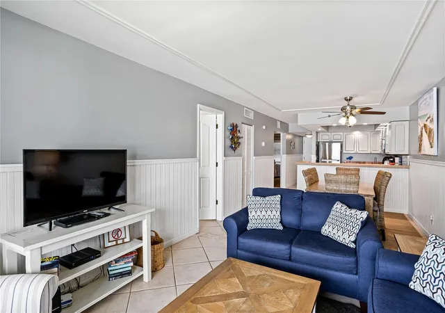 5th image of 20000 Gulf Blvd, Indian Rocks Beach, FL 33785