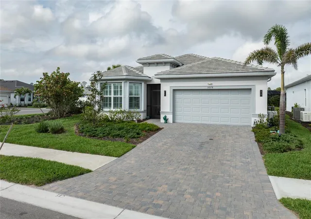 4th image of 9978 Bright Water Dr, Englewood, FL 34223 | MLS# A4689483