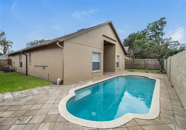 15th image of 120 Lakebreeze Cir, Lake Mary, FL 32746 | MLS# C7524606