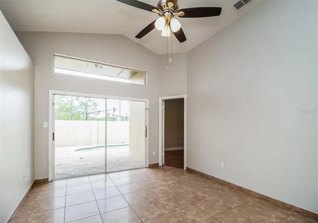 3rd image of 120 Lakebreeze Cir, Lake Mary, FL 32746 | MLS# C7524606
