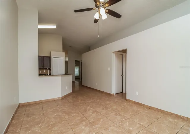 4th image of 120 Lakebreeze Cir, Lake Mary, FL 32746 | MLS# C7524606