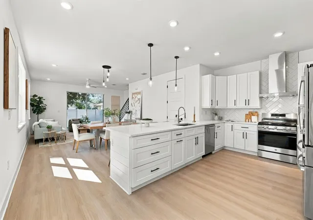 Photo 1 of Townhouse for sale at 2508 W Gray St #1, Tampa, FL 33609 | MLS# TB8496006 | Listing updated on 2026-10-28