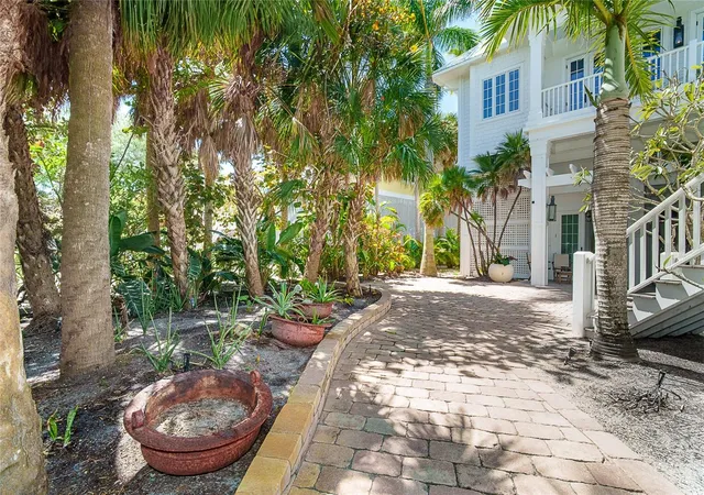 Photo 3 of Single family home for sale at 7320 Palm Is Dr, Placida, FL 33946 | MLS# D6146980 | Listing updated on 2026-05-06