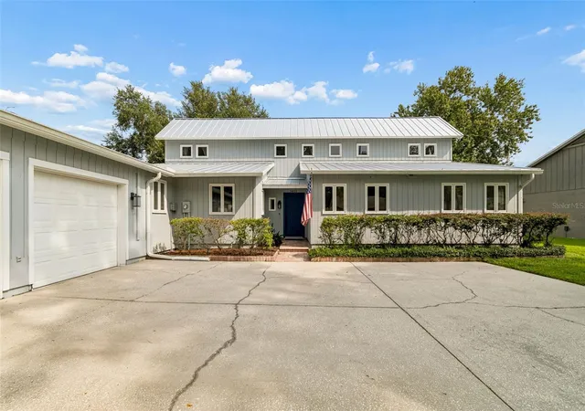 Photo 3 of Sale Pending at 3421 Brian Rd S, Palm Harbor, FL 34685 | MLS# TB8496011 | Listing updated on 2026-08-30