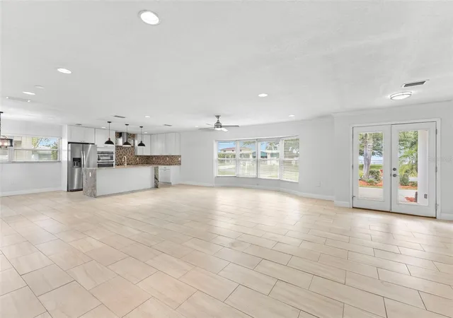 5th image of 125 Carlyle Dr, Palm Harbor, FL 34683 | MLS# TB8496063