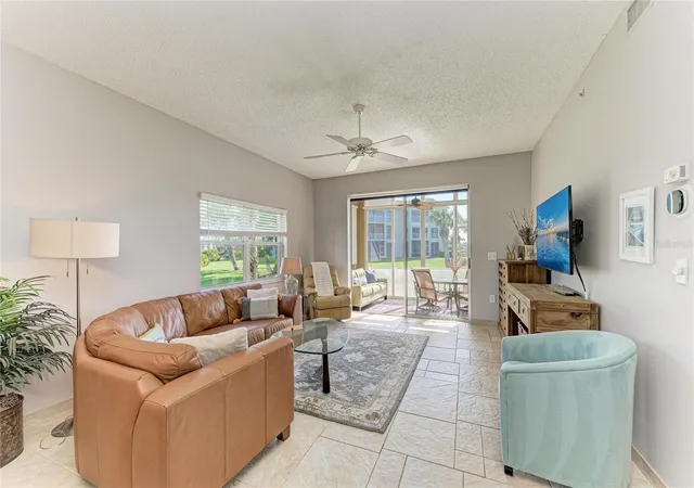 2nd image of 9620 Club South Cir #5108, Sarasota, FL 34238 | MLS# A4689505