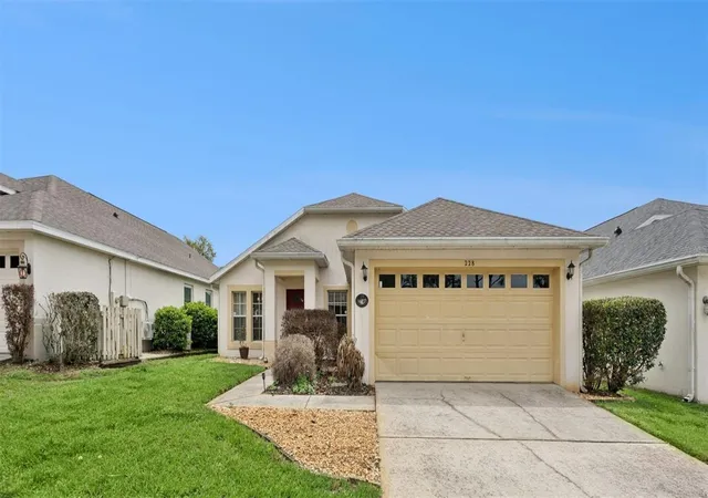 2nd image of 228 Troon Circle, Davenport, FL 33897 | MLS# S5147538