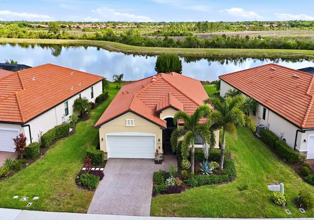 1st image of 10474 Medjool Dr, Venice, FL 34293 | MLS# N6143855