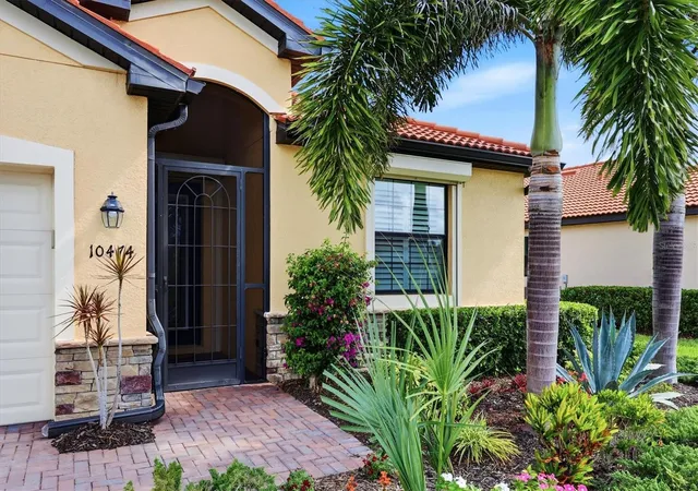 5th image of 10474 Medjool Dr, Venice, FL 34293 | MLS# N6143855