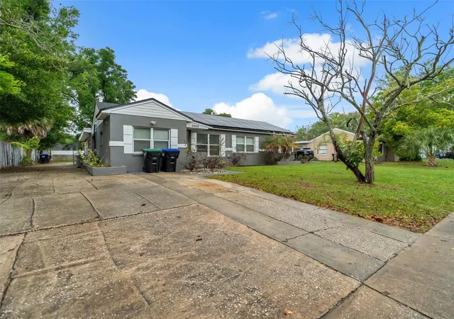 Photo 2 of Single family home for sale at 2600 Euston Rd, Winter Park, FL 32789 | MLS# O6397890 | Listing updated on 2026-09-16