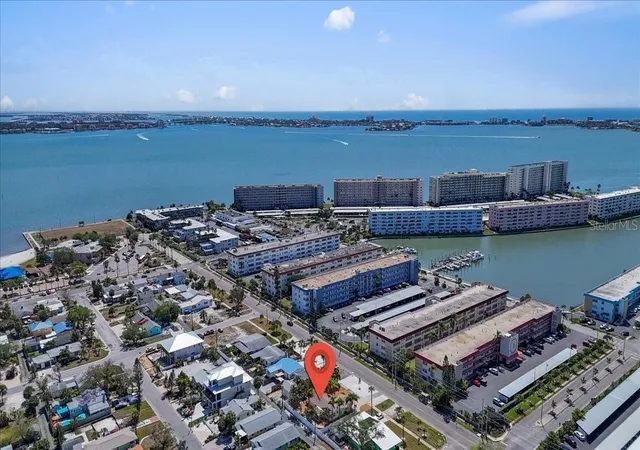 Homes for sale in Gulfport, FL | 3014 58th St S, Gulfport, FL 33707 | MLS# TB8496120
