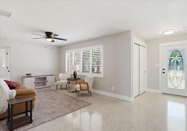 Homes for sale in Gulfport, FL | 3014 58Th St S, Gulfport, FL 33707 | MLS# TB8496120