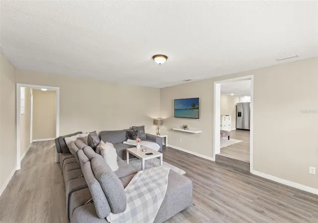 2nd image of 7901 N Packwood Ave, Tampa, FL 33604 | MLS# TB8496131