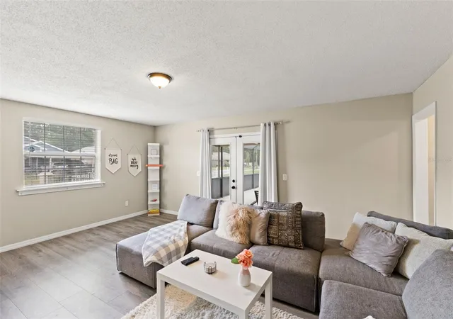 3rd image of 7901 N Packwood Ave, Tampa, FL 33604 | MLS# TB8496131