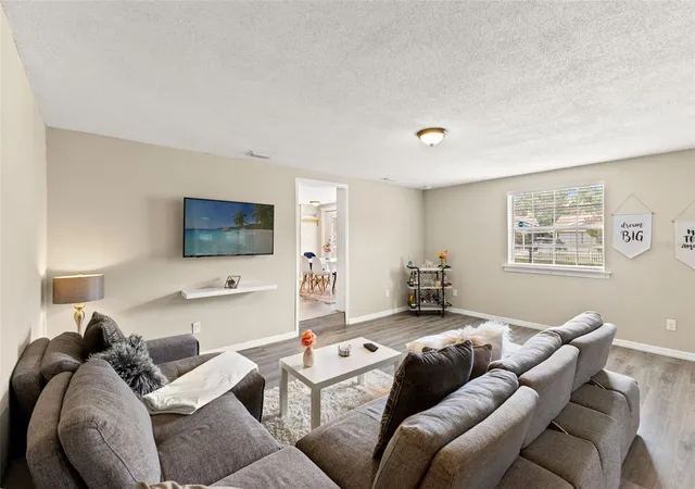 4th image of 7901 N Packwood Ave, Tampa, FL 33604 | MLS# TB8496131