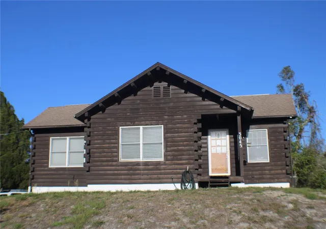 Homes for sale in Deltona, FL | 3045 Yorkshire Dr, Deltona, FL 32738 | MLS# V4948437