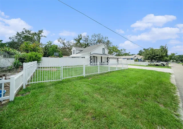 Photo 4 of Single family home for sale at 8502 May St, Tampa, FL 33614 | MLS# TB8496182 | Listing updated on 2026-09-29