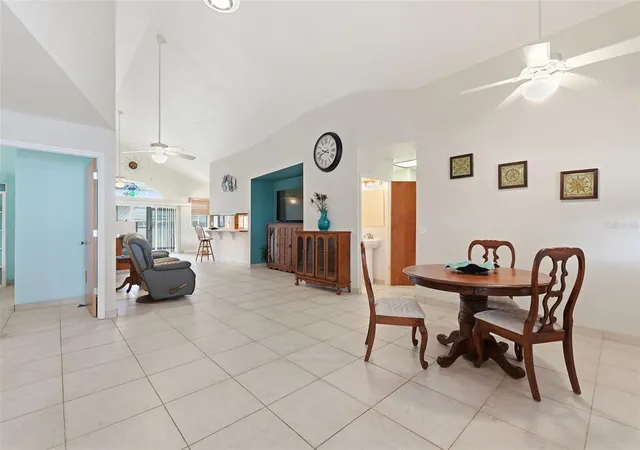 3rd image of 585 Sellars Dr, Lake Alfred, FL 33850 | MLS# TB8496183