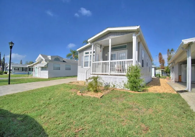 2nd image of 4925 Cypress Gardens Rd #100, Winter Haven, FL 33884 | MLS# P4938418