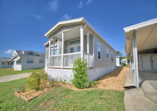 3rd image of 4925 Cypress Gardens Rd #100, Winter Haven, FL 33884 | MLS# P4938418