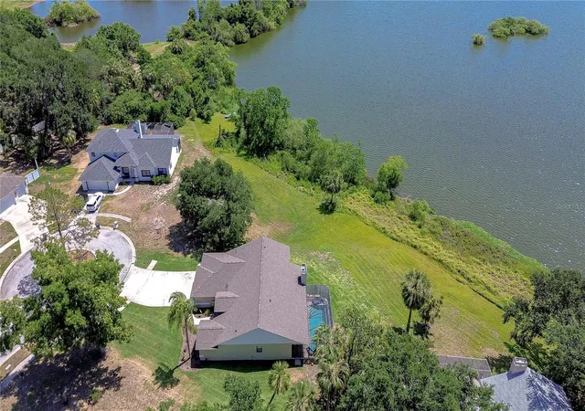 3rd image of 709 Sportsman Park Dr, Seffner, FL 33584 | MLS# TB8496221