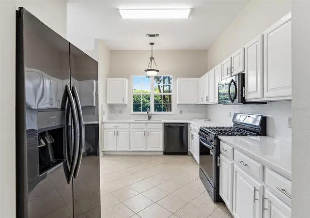 Photo 4 of Condo for sale at 1256 Avenida De Las Casas, Lady Lake, FL 32159 | MLS# G5110841 | Listing updated on 2026-10-03