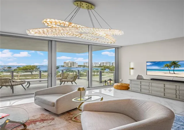 5th image of 1155 N Gulfstream Ave #306, Sarasota, FL 34236 | MLS# A4689553