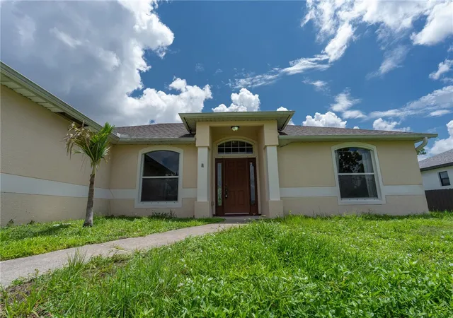 1st image of 4129 Ne 19th Pl, Cape Coral, FL 33909 | MLS# O6398018